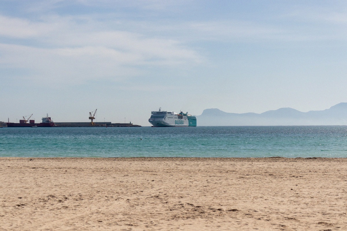 Baleària ferry off the bay of Alcúdia